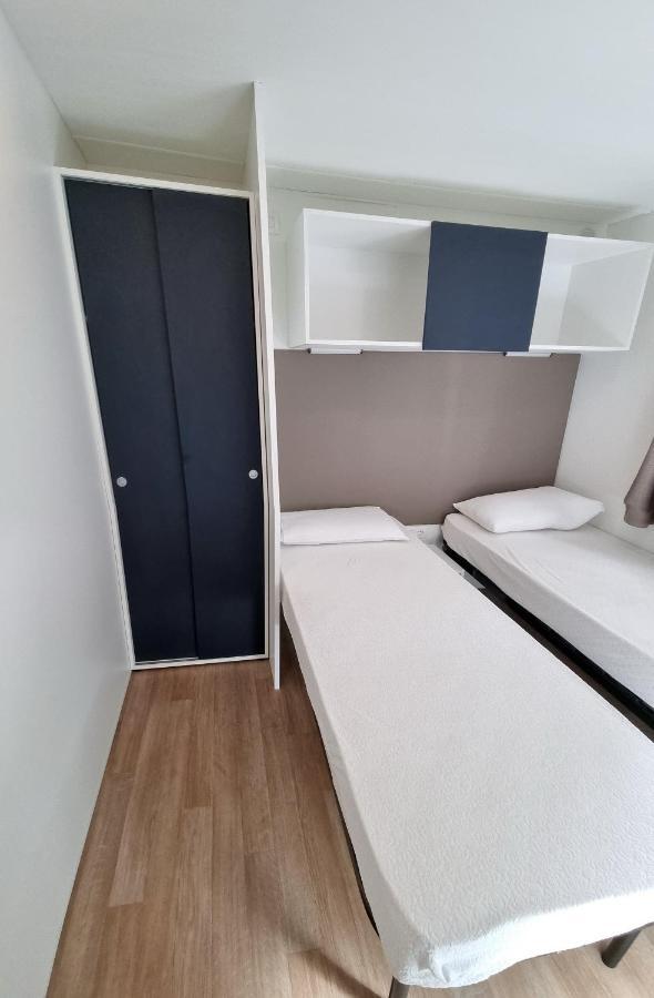 Camping La Rocca Манерба-дель-Гарда Екстер'єр фото